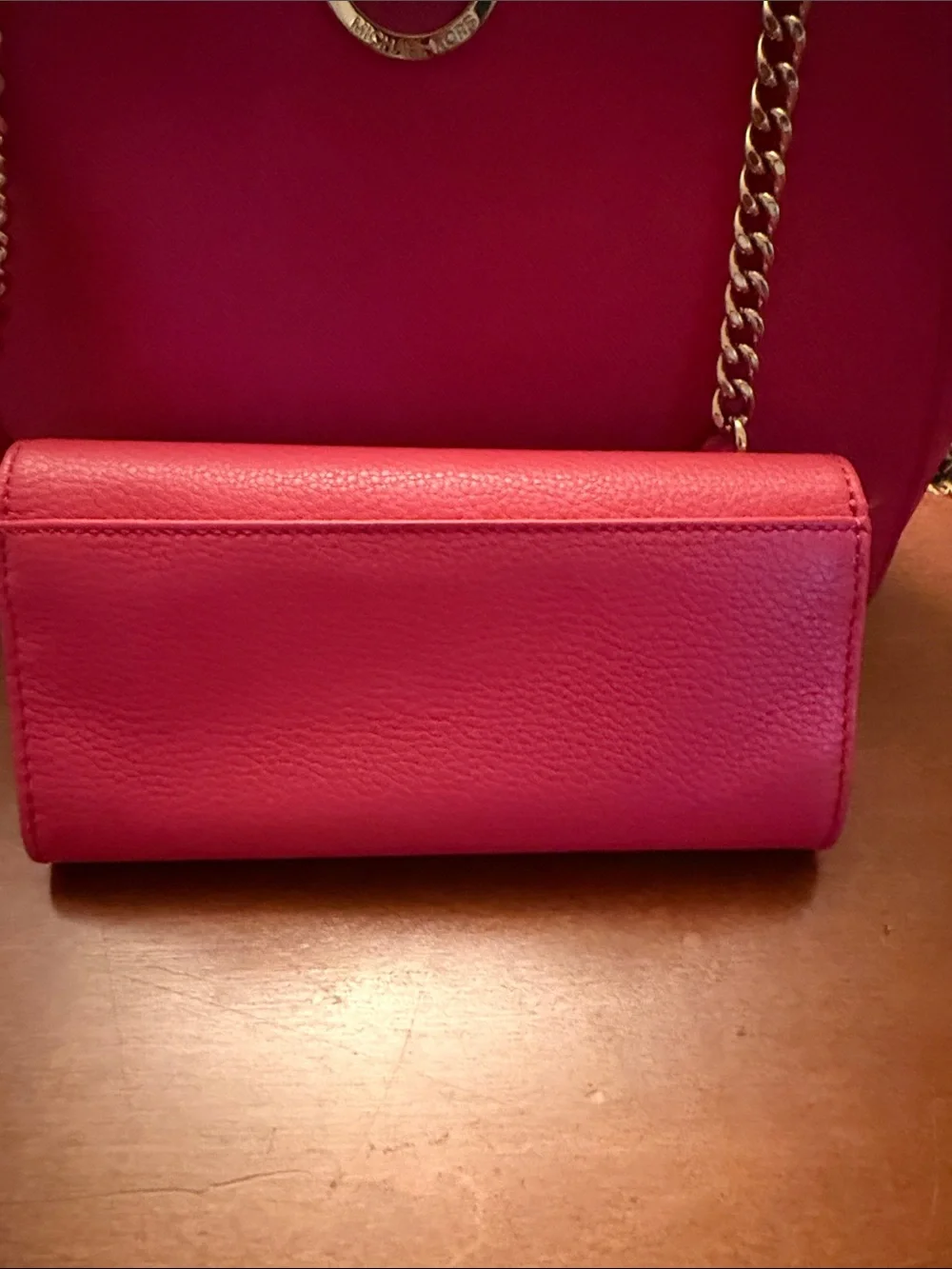 Michael Kors Jetset Tote and Matching Wallet Set
